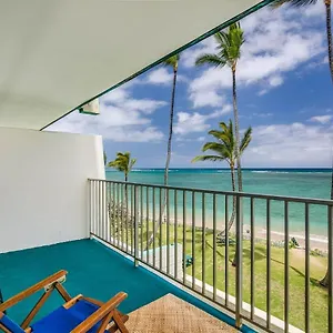 Luxury Beachfront Holiday home